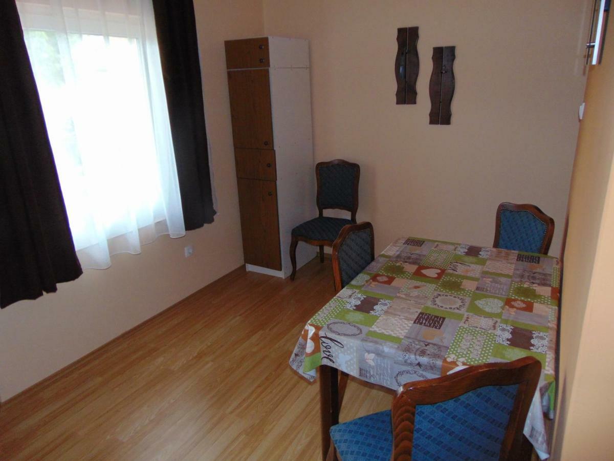 Апартаменты Apartman Fiva Pacir Экстерьер фото
