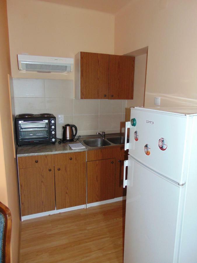 Апартаменты Apartman Fiva Pacir Экстерьер фото